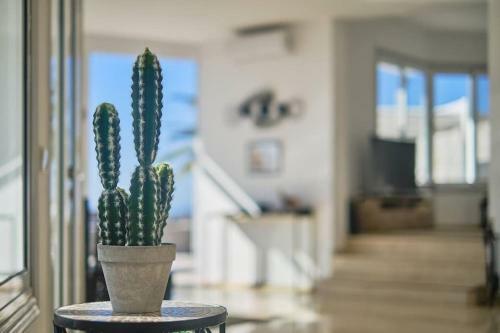 Paradise Villa Near Golf With Sea Views