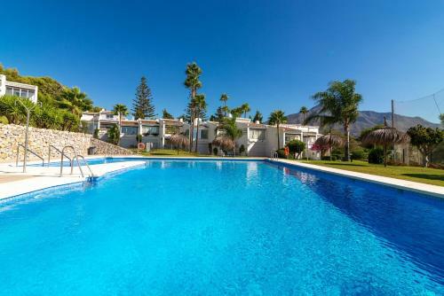 Apartamento Duplex In Nueva Andalucia, Golfers Paradise