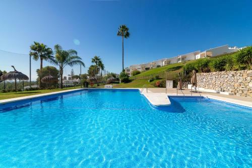 Apartamento Duplex In Nueva Andalucia, Golfers Paradise