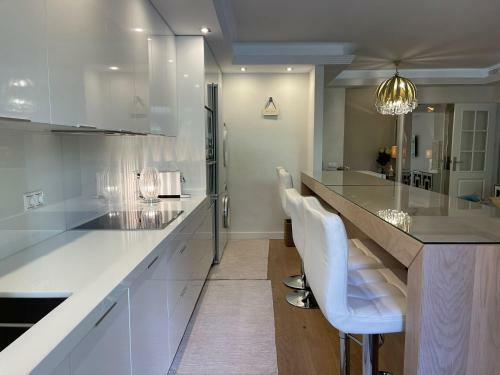 Apartamento Marbella Playa Residencial Con Piscina