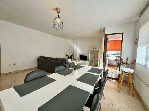 Apartamento Luminoso Piso Centro de Marbella. A 50m de La Playa