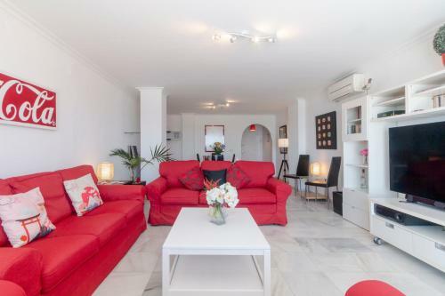 Superb Large Apartment On The Beach