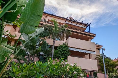 Marbella - Playa Alicate 2br Holiday Apartment