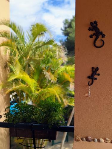 Marbella - Playa Alicate 2br Holiday Apartment