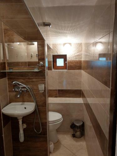 Hostal Vitanova Guest House