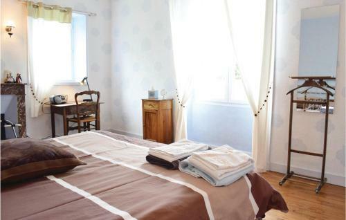 Holiday Home Rue Des Barres