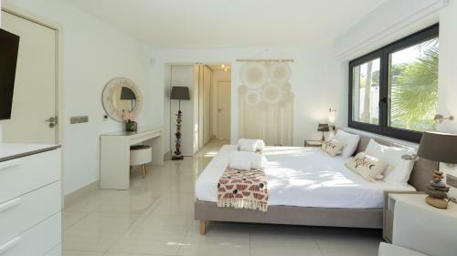 Villa Dune, Luxury Villa, 5 Min Walk To The Beach
