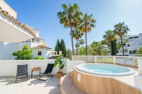 Apartamento Golden Beach Holiday Home With Jacuzzi