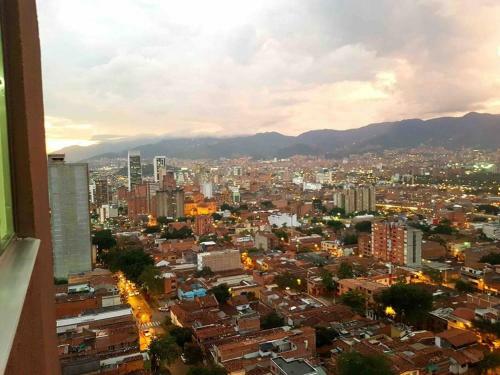 Apartamento Premium White Loft En Medell�n