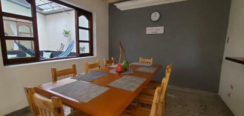 Ubicaci�n Excelente, Casa Amplia En Laureles