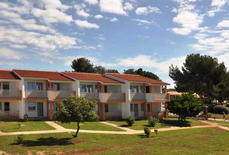 Kazela Resort
