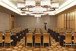 Hotel Four Points By Sheraton Luohe