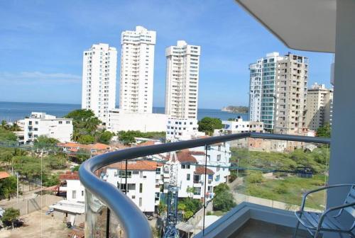 Moderno Apartamento - Sector Playa Salguero -