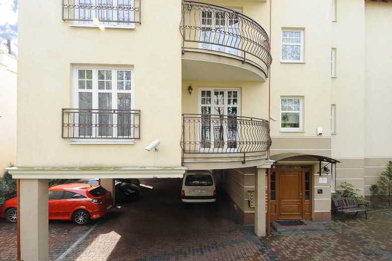 Bianca Apartments