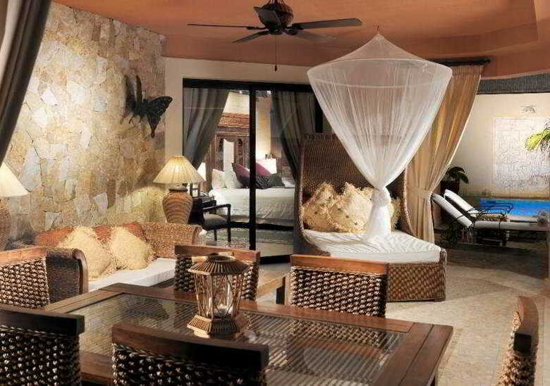 Hotel Royal Garden Villas & Spa