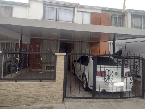 Espectacular Casa Vacacional Con Garaje En Pereira