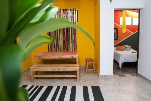 Apartamento Pleasant House 20 People In Laureles