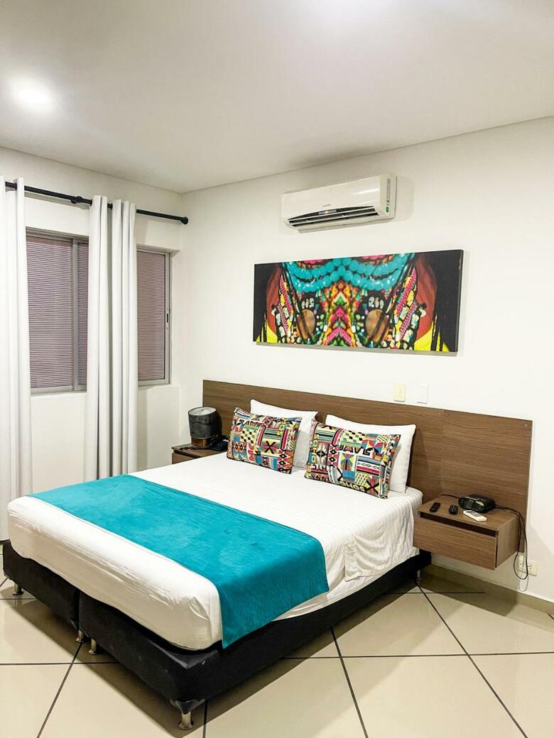 Hotel Plaza Manfortt