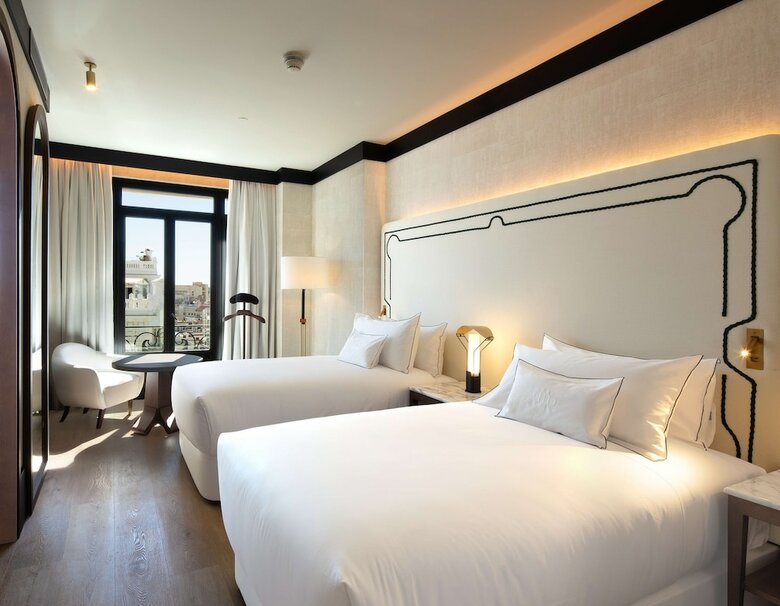 Hotel Montera Madrid, Curio Collection By Hilton