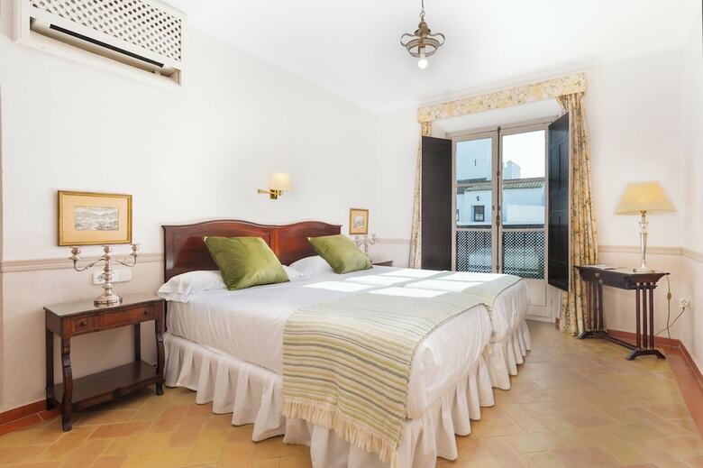 Hotel Cortijo Torre de La Reina