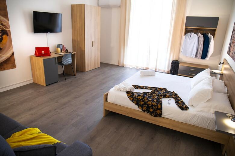 Ballar� Hotel