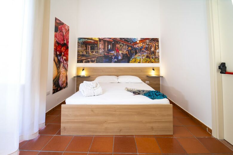 Ballar� Hotel