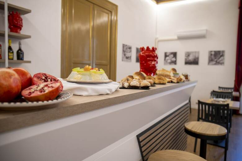 Ballar� Hotel