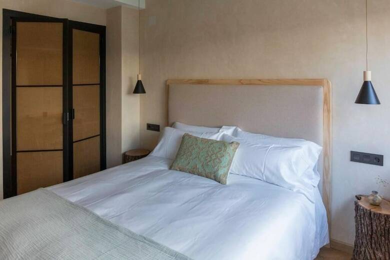 Hotel H�bitat Cigue�a Negra