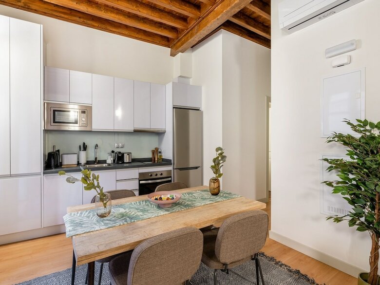 Aparthotel Limehome Granada Calle Mirasol