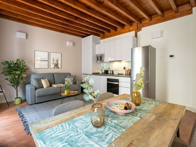 Aparthotel Limehome Granada Calle Mirasol