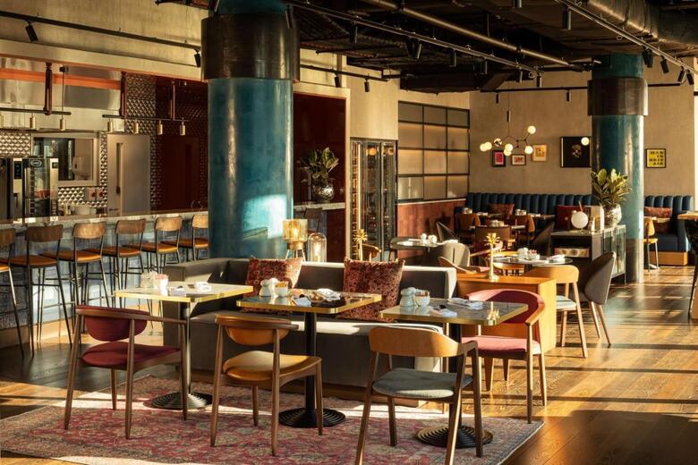 Hotel The Gantry London, Curio Collection By Hilton
