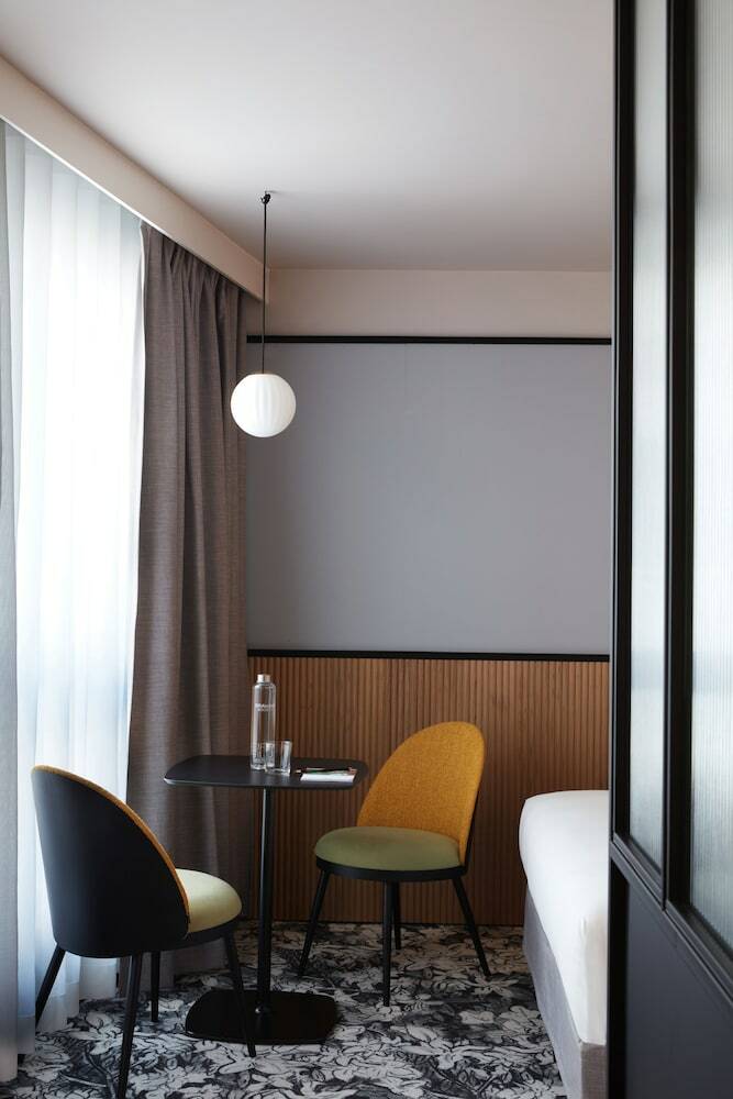 Hotel Drawing House