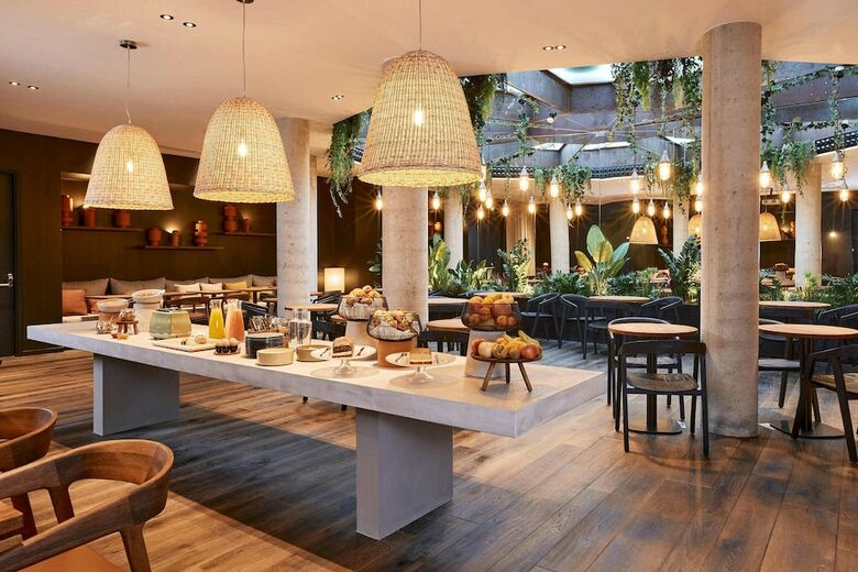 Le Bellune Paris Hotel & Spa