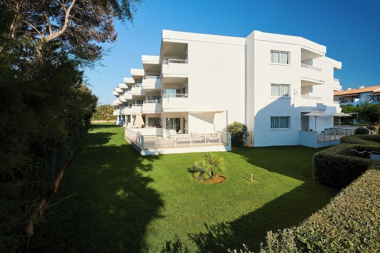 Aparthotel Hipotels Apartamentos Cala Bona