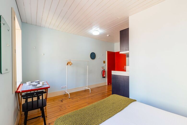 Apartamentos Victorias Studios - Cl�rigos