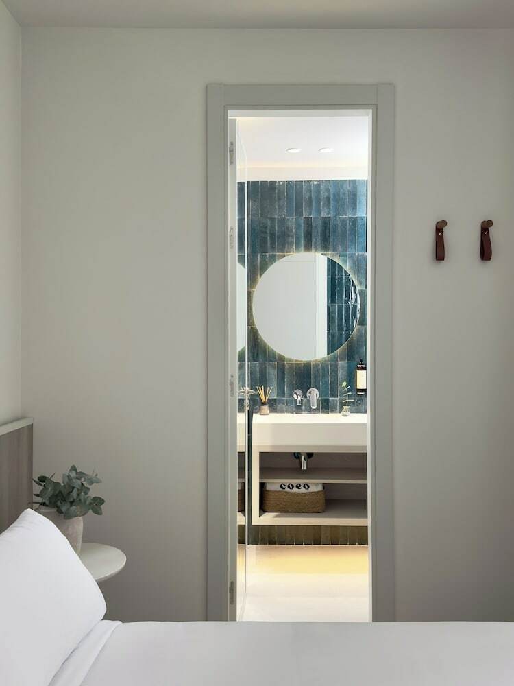 Aparthotel Coeo Frailes Design Apartments