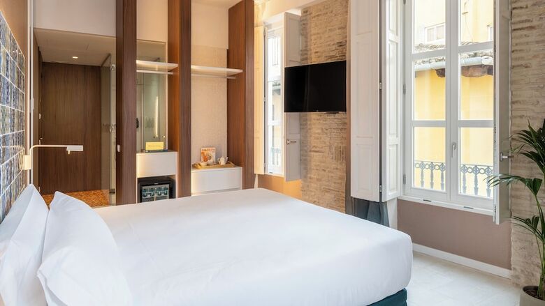 Axel Hotel Valencia ? Adults Only