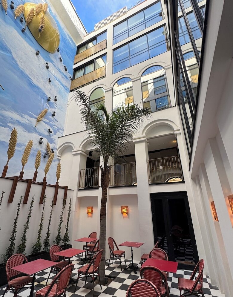 Hotel Divino By Fimedhotels