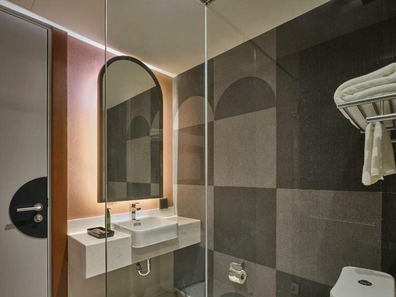 Hotel The Quarter Onnut By Uhg