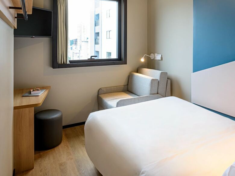 Hotel Ibis Budget Cambori�