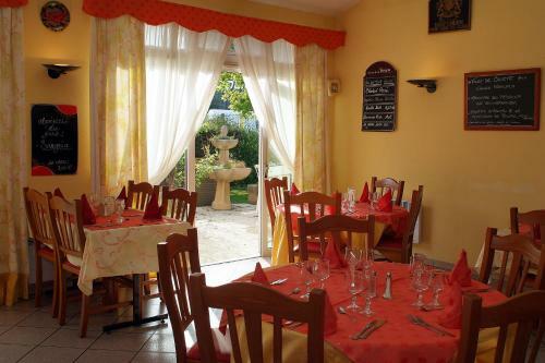 Hotel Le Relais Du Parisis