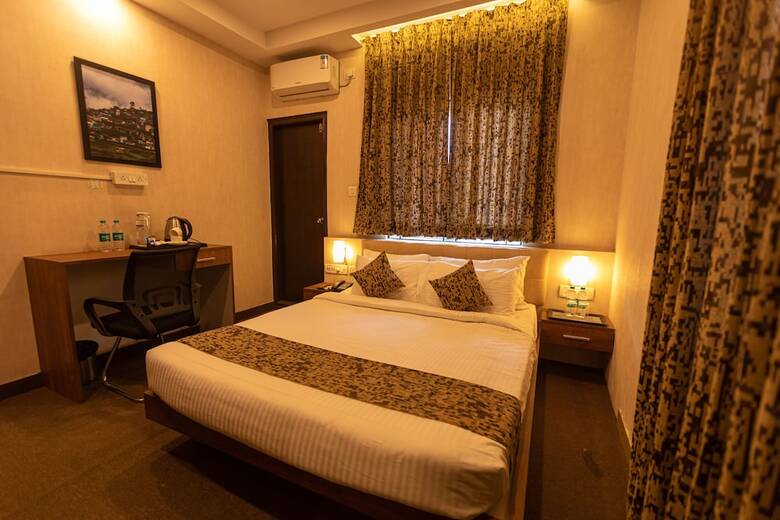 Hotel Vera By Bisque Brookefield