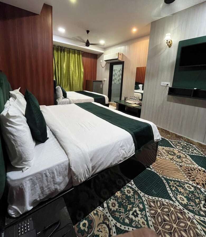 Hotel Tulsi Garden - Near Prem Mandir Vrindavan