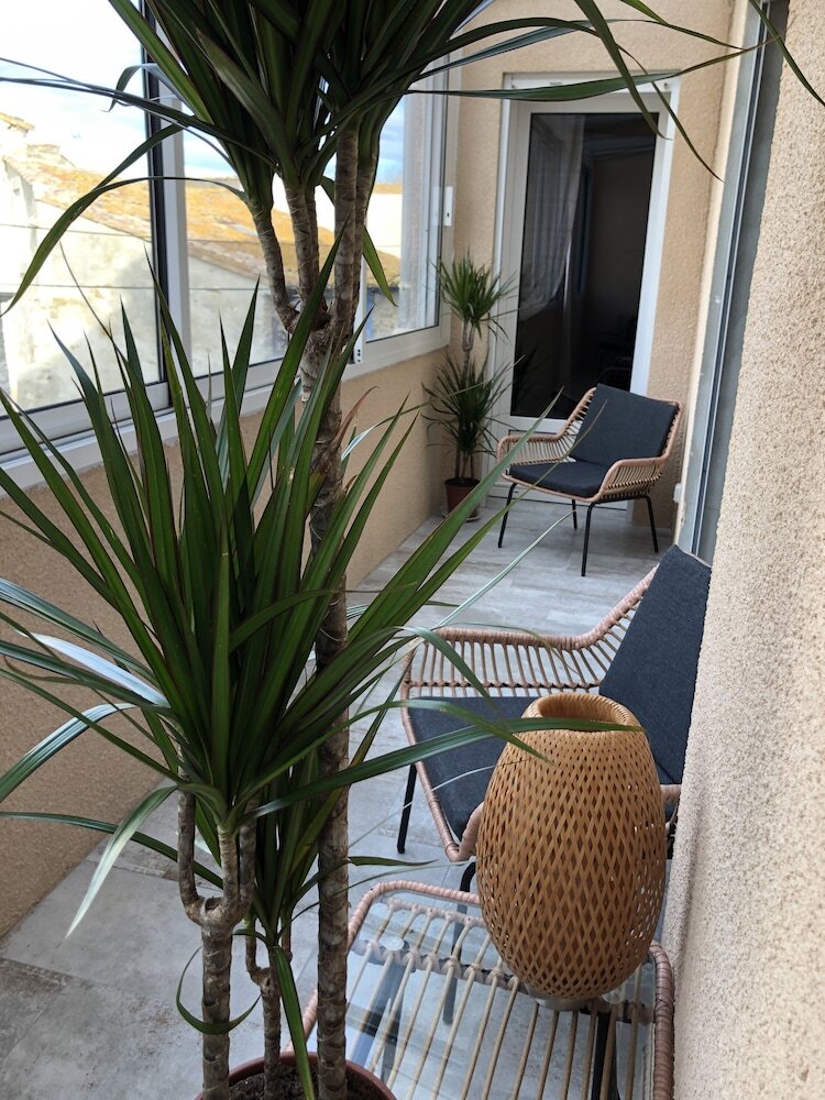 Bed & Breakfast Maison De Midi