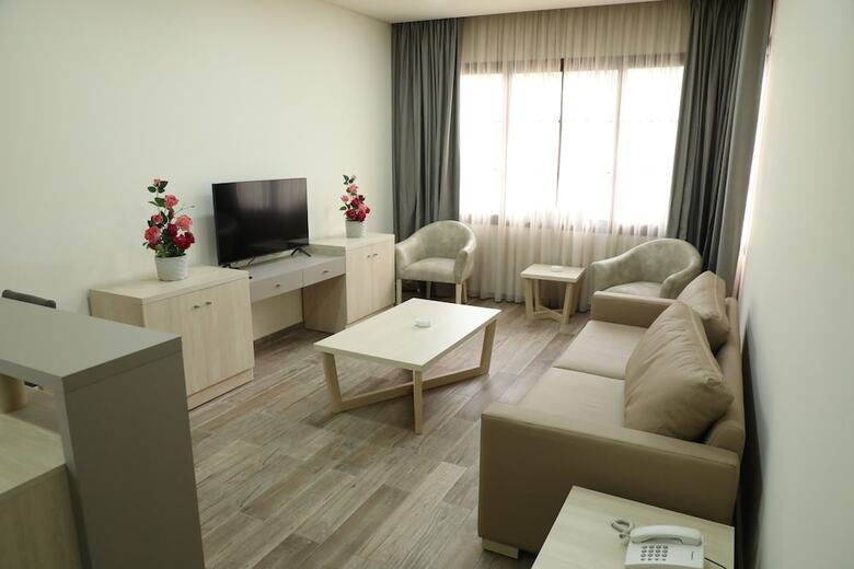 Byblos Palms Hotel