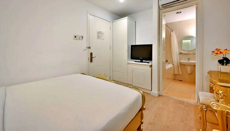 Hanz Premium Le Thanh Ton Hotel