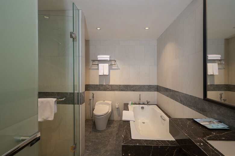 Anara Airport Hotel