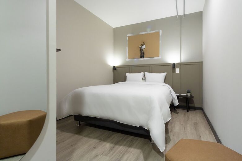 Bon 17 Hotel