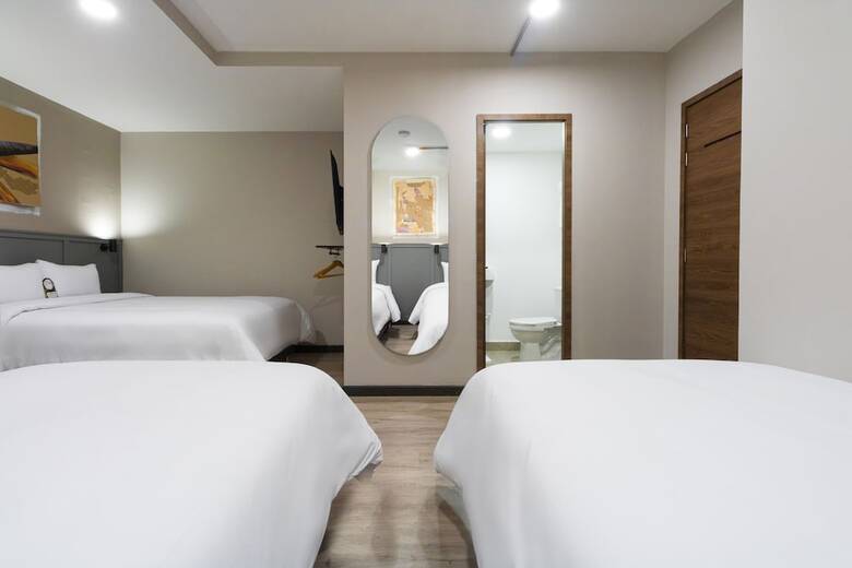 Bon 17 Hotel