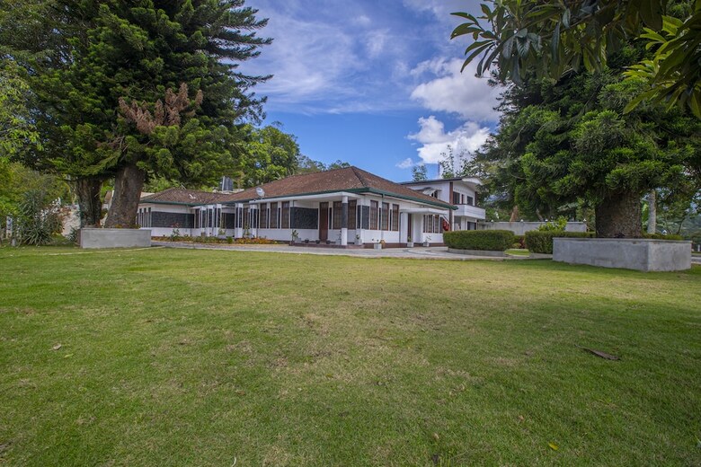 Bed & Breakfast Bandarawela City Bungalow